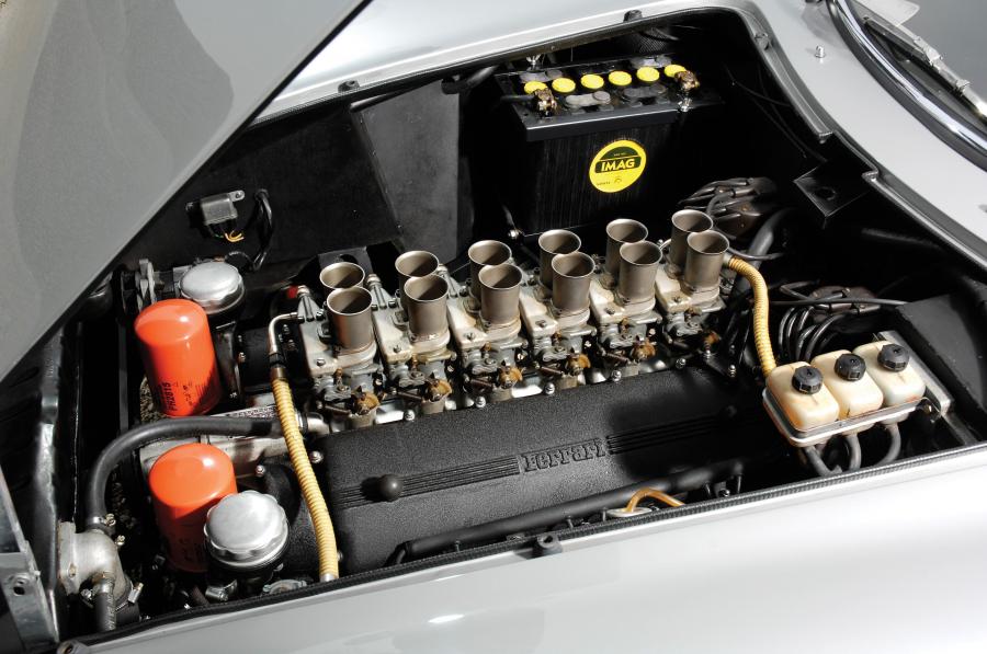  Ferrari 275 GTB 6C 1966 года  (фото 5 из 8)